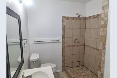5912 Maceo Lane, Fort Worth, TX 76112 - Photo 15