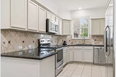 2117 Parkview, Carrollton, TX 75006 - Photo 11