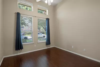 1003 Hunters Creek Drive, Carrollton, TX 75007 - Photo 13