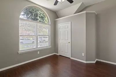 1003 Hunters Creek Drive, Carrollton, TX 75007 - Photo 17