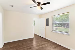 4901 Richardson St, Fort Worth, TX 76119 - Photo 17