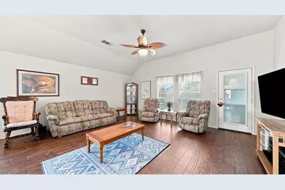 1408 Lauren Lane, Granbury, TX 76048 - Photo 11