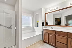 1408 Lauren Ln, Granbury, TX 76048 - Photo 23