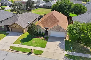 1408 Lauren Ln, Granbury, TX 76048 - Photo 37