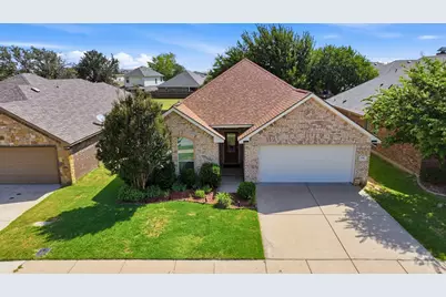 1408 Lauren Lane, Granbury, TX 76048 - Photo 5