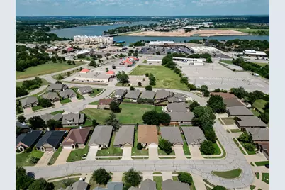 1408 Lauren Lane, Granbury, TX 76048 - Photo 5