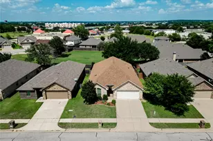 1408 Lauren Ln, Granbury, TX 76048 - Photo 7