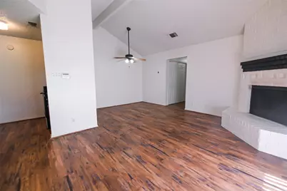 3705 Bryce Avenue #3707, Fort Worth, TX 76107 - Photo 5