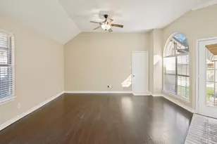7004 Sample Dr, The Colony, TX 75056 - Photo 9