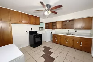 1200 Park Dr, Denison, TX 75020 - Photo 7