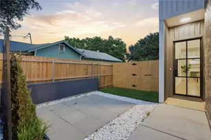 2212 Marburg St, Dallas, TX 75215 - Photo 3