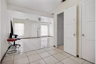 408 W Montana Avenue, Dallas, TX 75224 - Photo 5