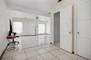 408 W Montana Ave, Dallas, TX 75224 - Photo 5