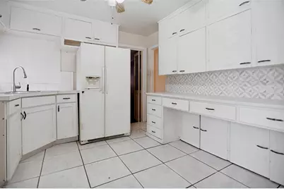 408 W Montana Avenue, Dallas, TX 75224 - Photo 11
