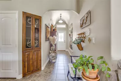 2306 Springhill Court, Mineral Wells, TX 76067 - Photo 3