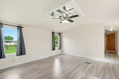 7009 Karen Lane, Joshua, TX 76058 - Photo 5