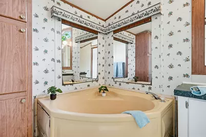7009 Karen Lane, Joshua, TX 76058 - Photo 17