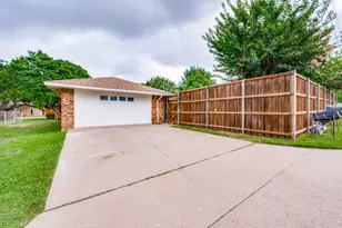 301 Hillcrest Dr, Midlothian, TX 76065 - Photo 25