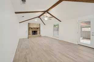 301 Hillcrest Dr, Midlothian, TX 76065 - Photo 5