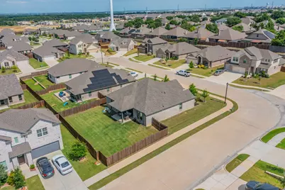 508 Hillcrest Circle, Justin, TX 76247 - Photo 29