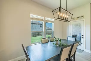 508 Hillcrest Cir, Justin, TX 76247 - Photo 9
