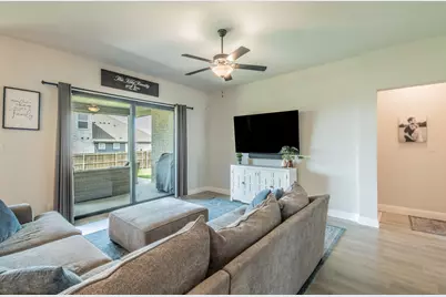 508 Hillcrest Circle, Justin, TX 76247 - Photo 5