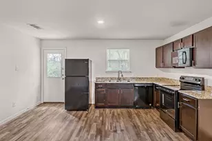 5336 Cottey St, Fort Worth, TX 76105 - Photo 5