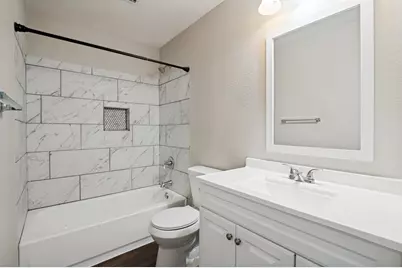 5240 Lake Grove Drive, Grand Prairie, TX 75052 - Photo 19