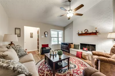 419 San Mateo Drive, Garland, TX 75043 - Photo 7
