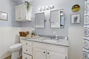 217 N Laramie Cir, Pilot Point, TX 76258 - Photo 11