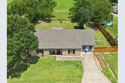217 N Laramie Circle, Pilot Point, TX 76258 - Photo 17