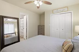 217 N Laramie Cir, Pilot Point, TX 76258 - Photo 11