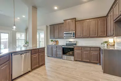 533 Lela Circle, Keene, TX 76059 - Photo 17