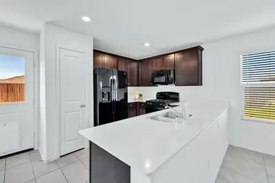 8637 Mount Evans Court, Fort Worth, TX 76123 - Photo 5