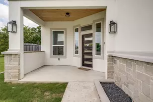 110 Cedar Ln, Roanoke, TX 76262 - Photo 3