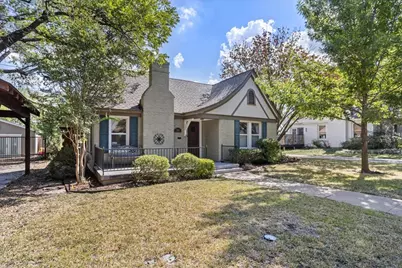 2205 Stanley Avenue, Fort Worth, TX 76110 - Photo 3