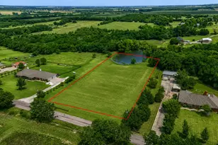 900 Hodgins Rd, Van Alstyne, TX 75495 - Photo 1