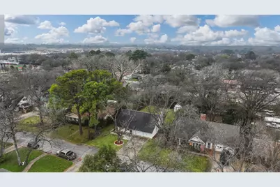 806 Waggoner Drive, Arlington, TX 76013 - Photo 35