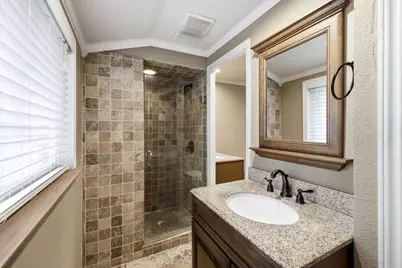 806 Waggoner Drive, Arlington, TX 76013 - Photo 23