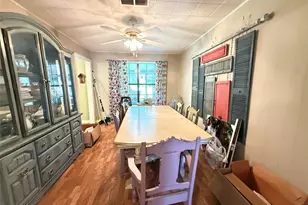 619 E 12th St, Bonham, TX 75418 - Photo 5