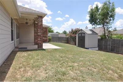 8413 Tribute Lane, Fort Worth, TX 76131 - Photo 33