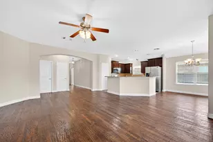 2409 Michelle Creek Dr, Little Elm, TX 75068 - Photo 5
