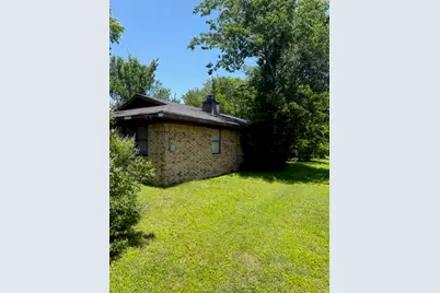 205 E Sabine Street, Groesbeck, TX 76642 - Photo 5