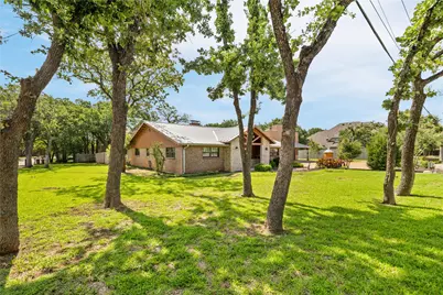 2445 Stadium Place, Arlington, TX 76006 - Photo 3