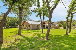 2445 Stadium Pl, Arlington, TX 76006 - Photo 3