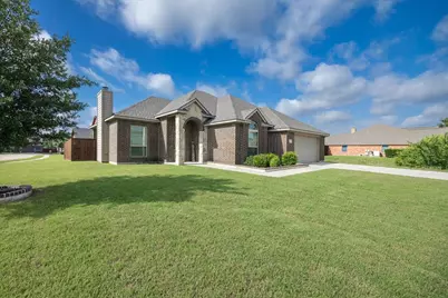 304 Hardeman Boulevard, Justin, TX 76247 - Photo 1
