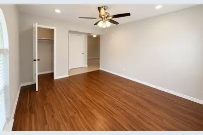930 Lindy Court, Irving, TX 75060 - Photo 17