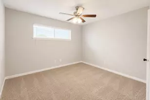 930 Lindy Ct, Irving, TX 75060 - Photo 15