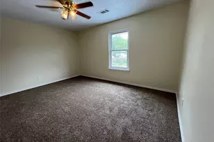 1204 Hillside Dr, Justin, TX 76247 - Photo 17