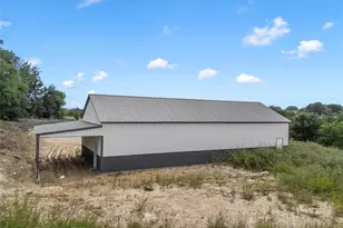 365 Grand Cyn Dr, Oglesby, TX 76561 - Photo 21